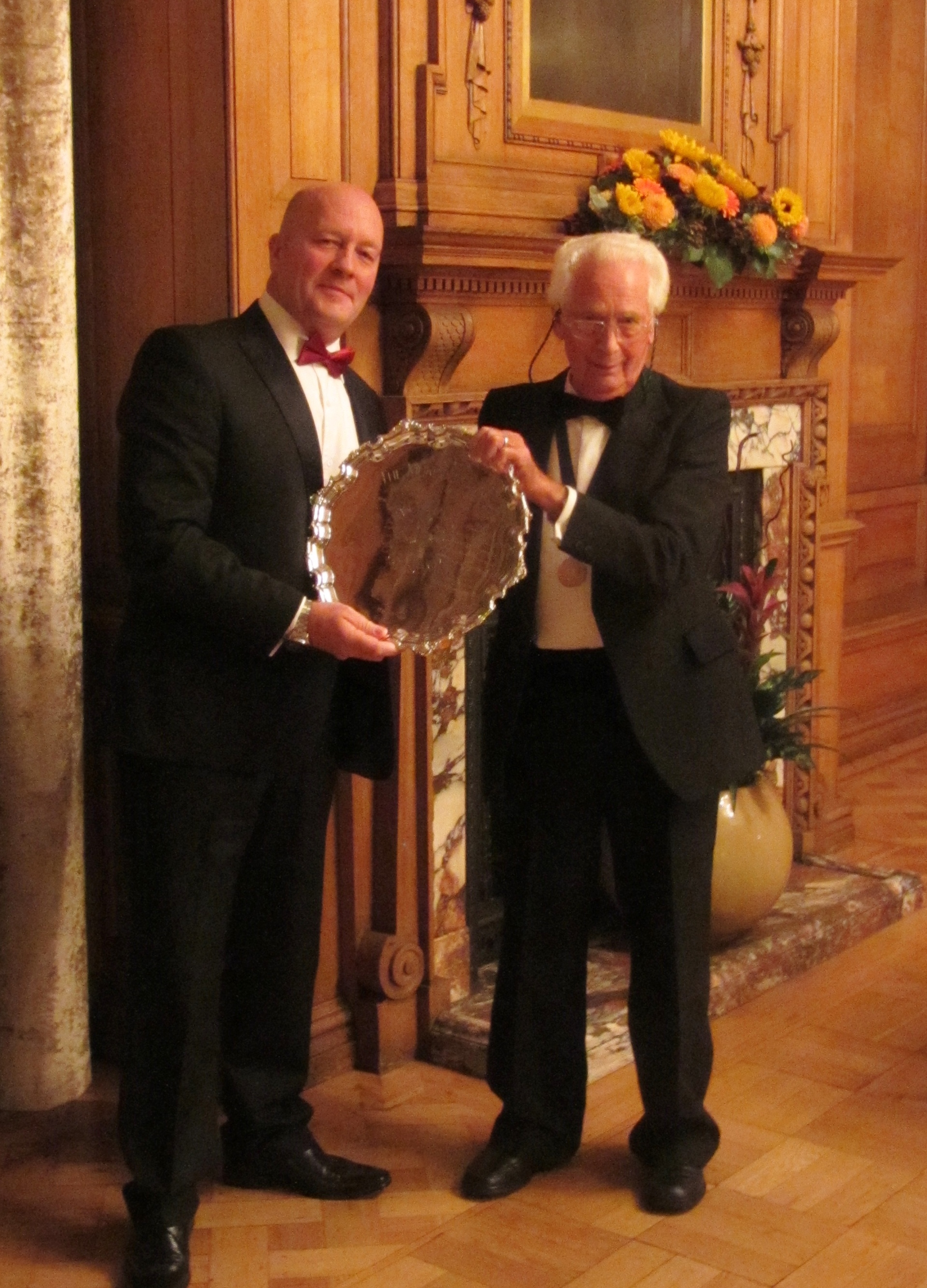 David Martin (left) receiving the 2013 Murdoch Award from Dick Murdoch